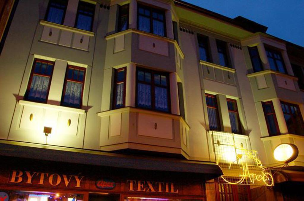 Penzion-Apex Kdyne Exterior photo